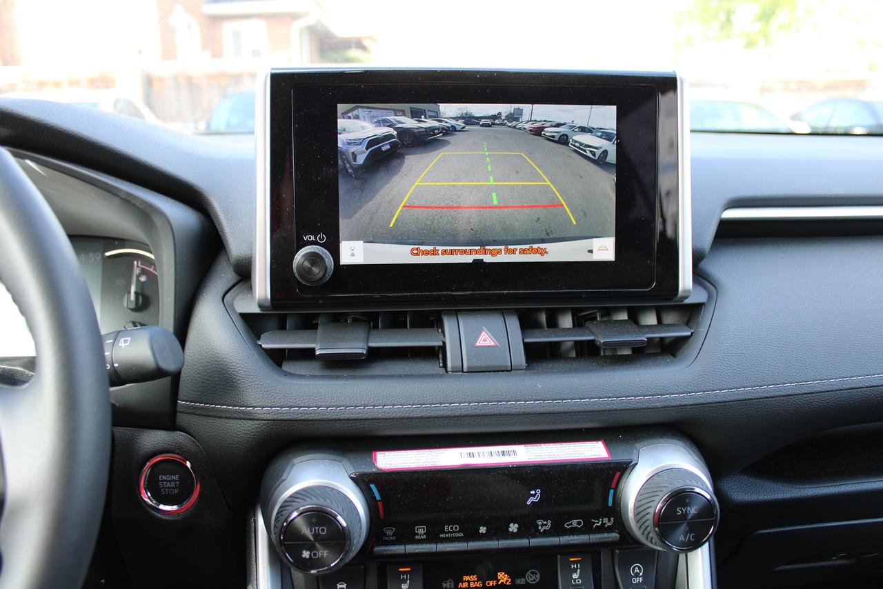 2025 Toyota RAV4 XLE AWD Photo