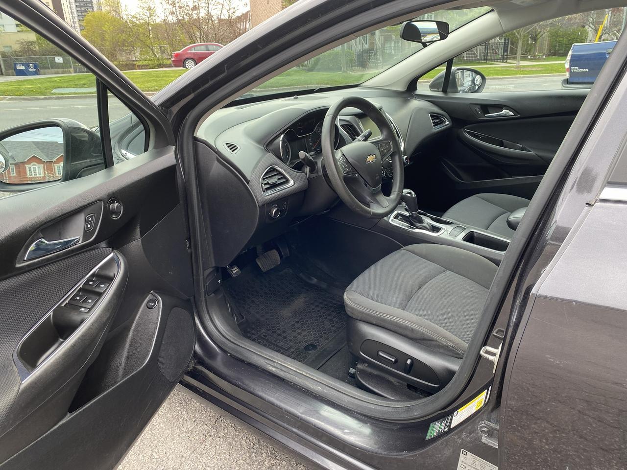 2016 Chevrolet Cruze Accident Free/Automatic/Gas Saver/Bckup Camera Photo