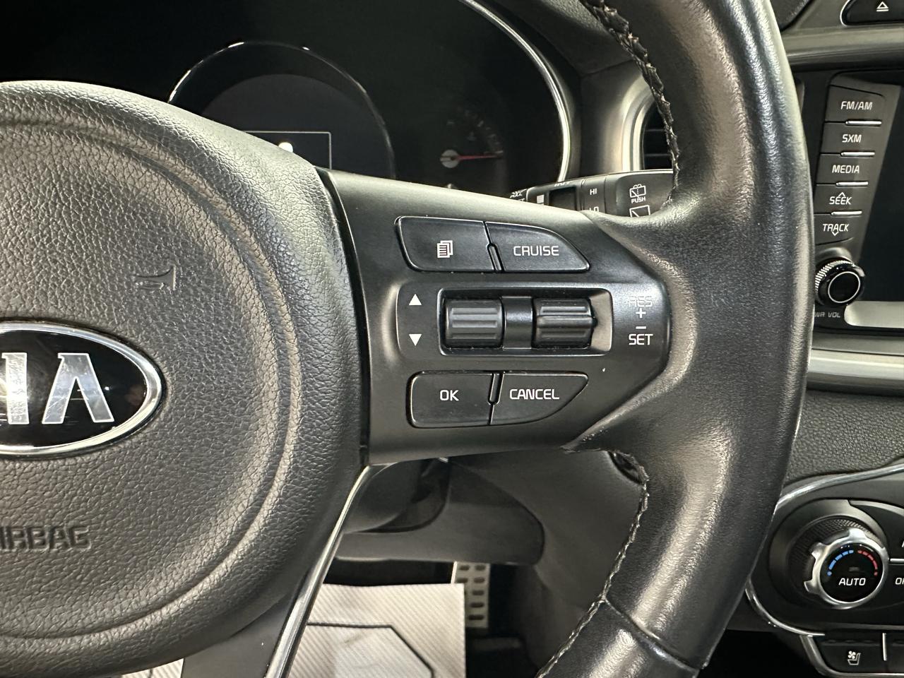 2016 Kia Sorento SX | LOADED | LOW KMS | AWD Photo13