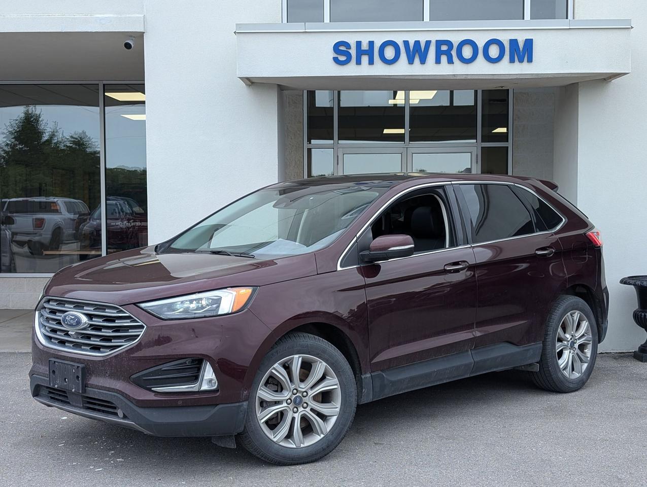 2021 Ford Edge Titanium AWD Photo