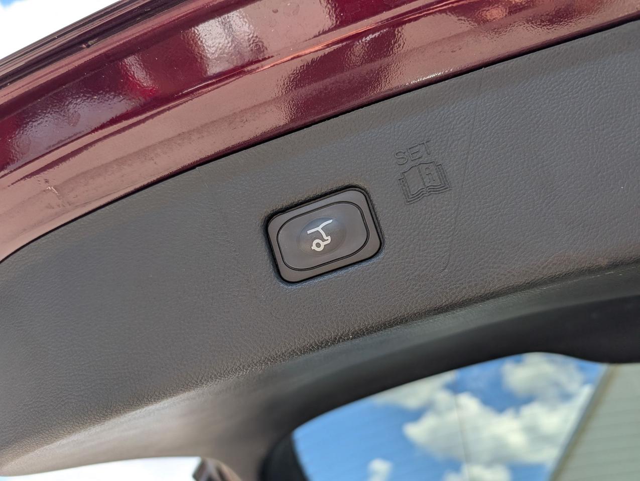 2021 Ford Edge Titanium AWD Photo