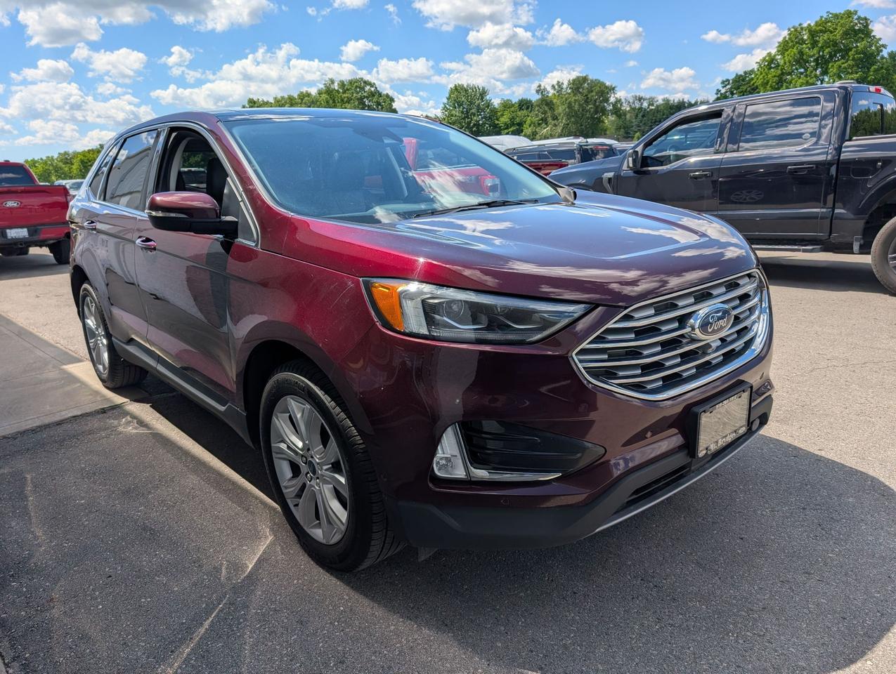 2021 Ford Edge Titanium AWD Photo