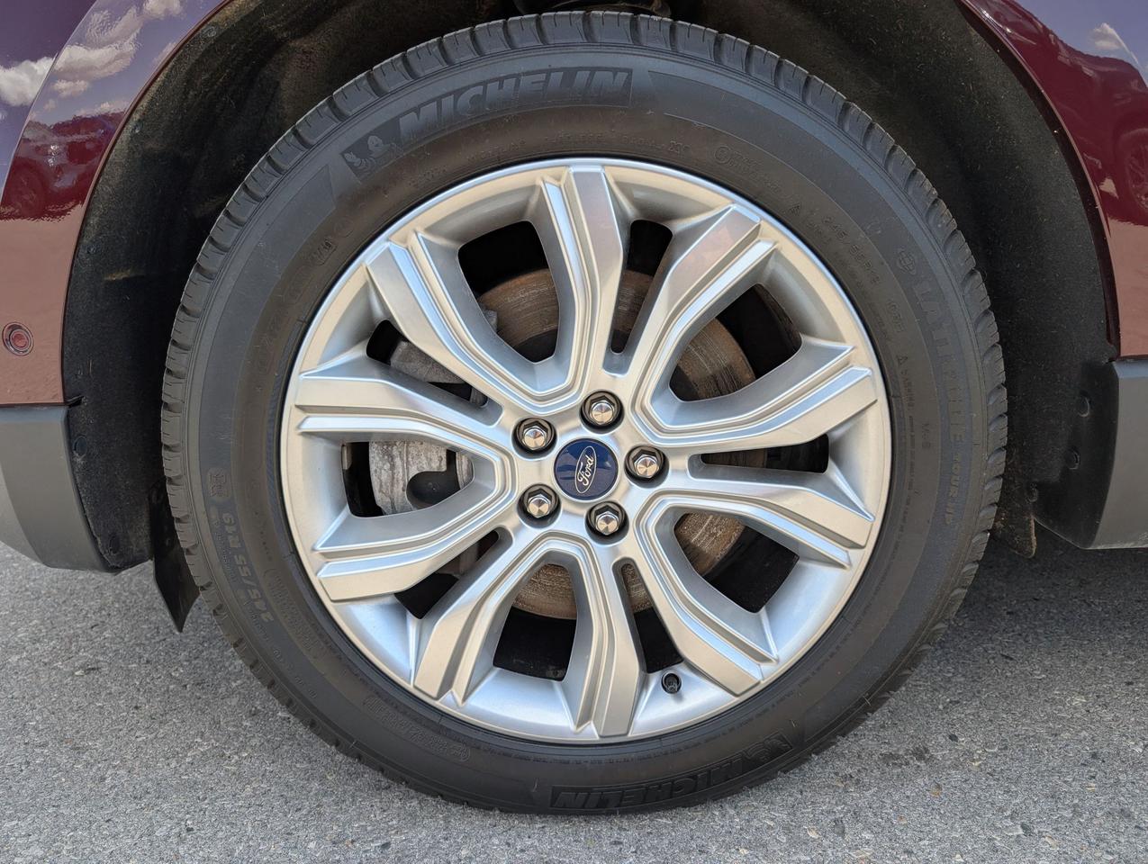 2021 Ford Edge Titanium AWD Photo