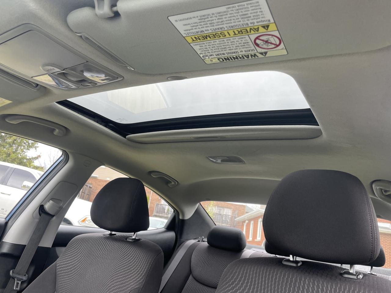2016 Hyundai Elantra Sport Appearance *Clean Carfax Photo