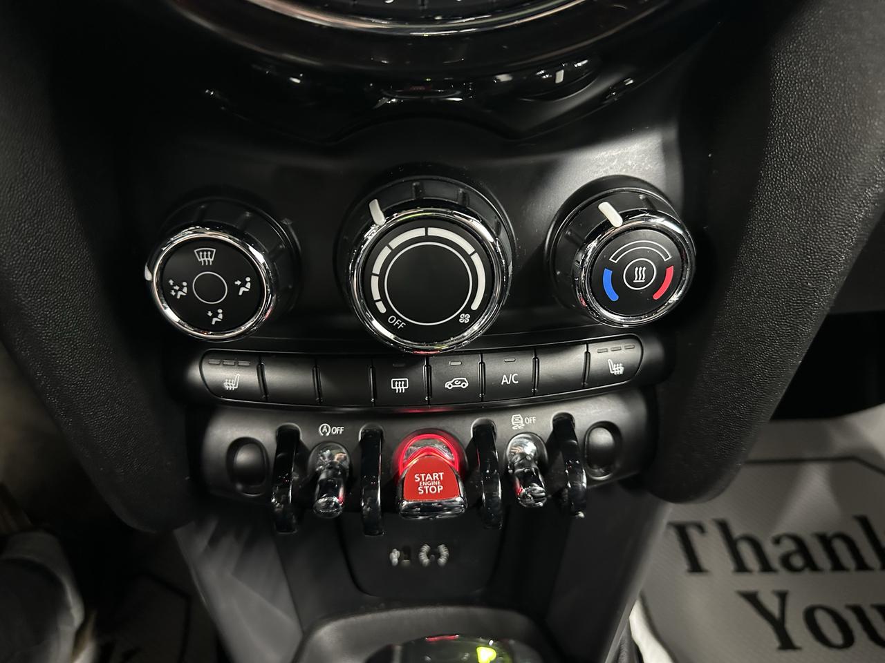 2018 MINI Cooper COOPER Photo