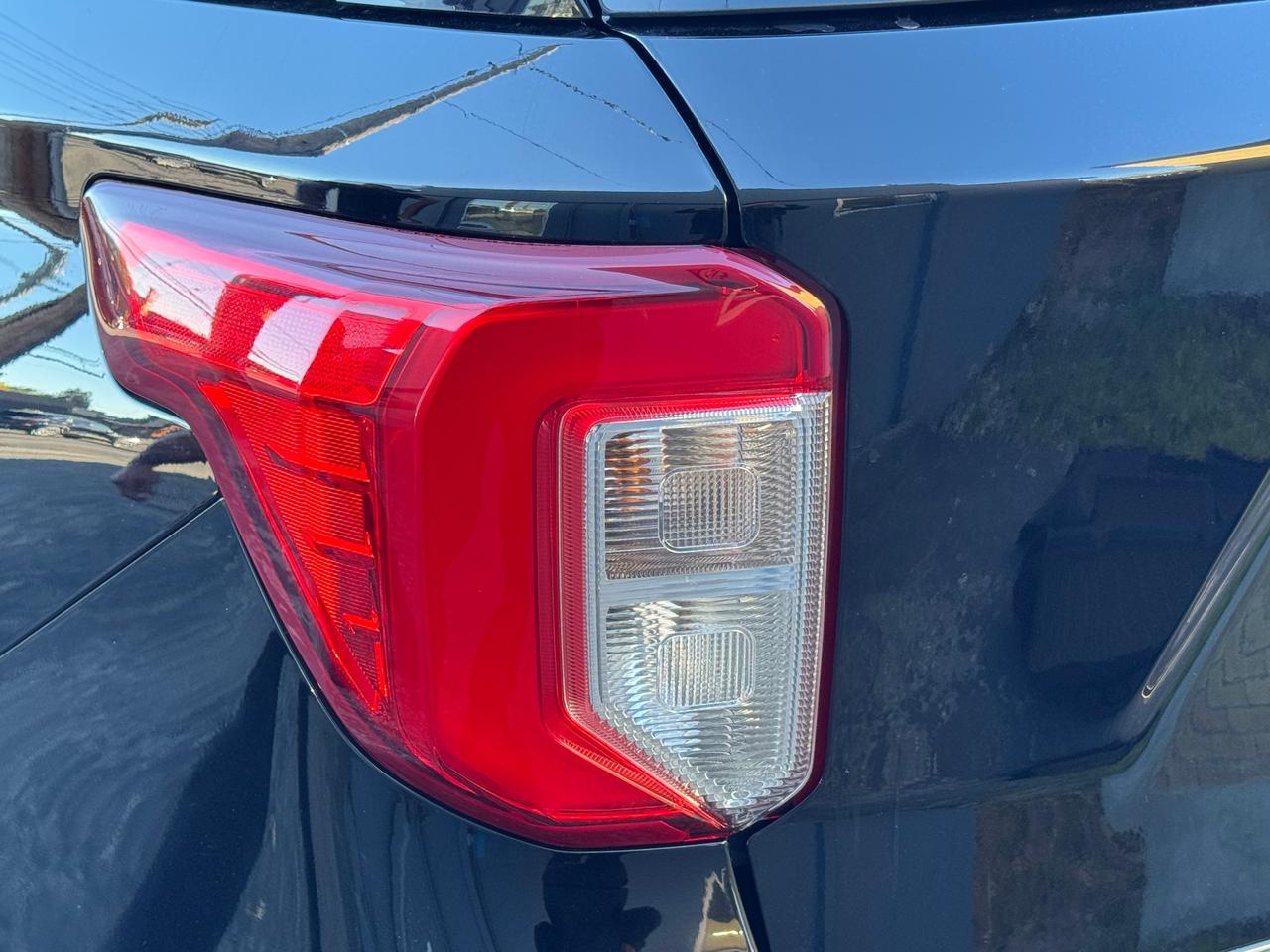 2022 Ford Explorer LIMITED 7 Passenger+CLEAN CARFAX Photo
