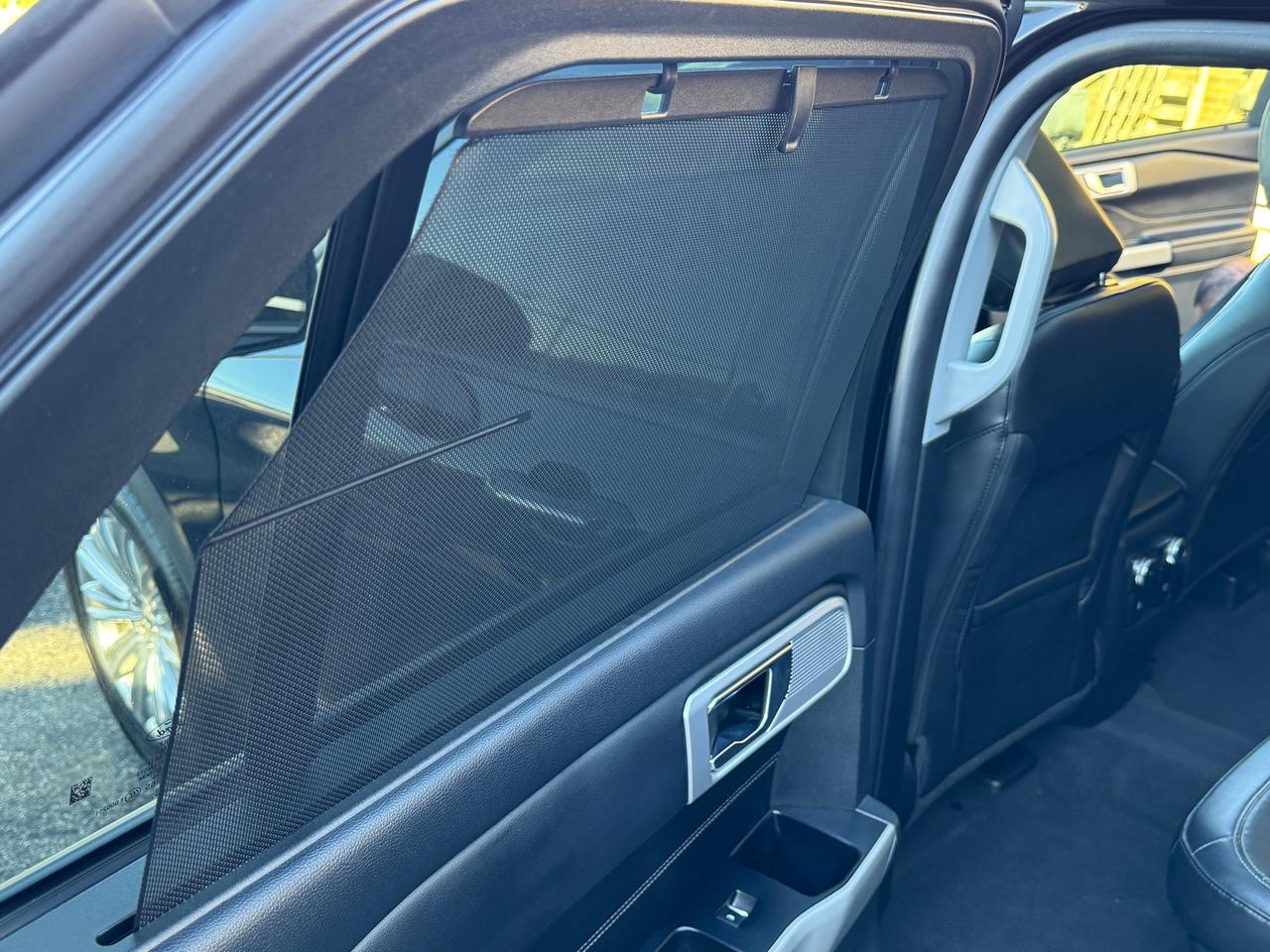 2022 Ford Explorer LIMITED 7 Passenger+CLEAN CARFAX Photo