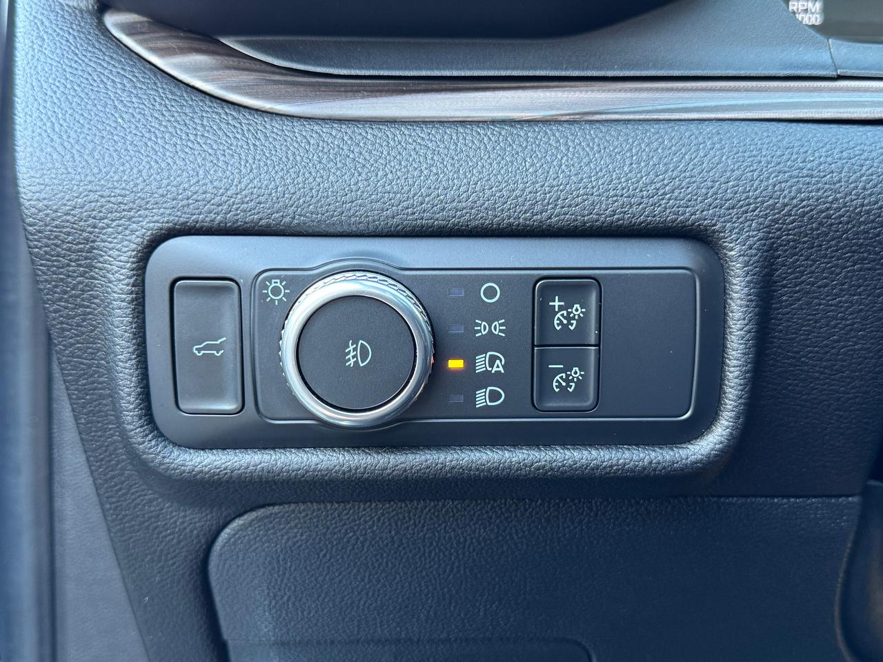 2022 Ford Explorer LIMITED 7 Passenger+CLEAN CARFAX Photo