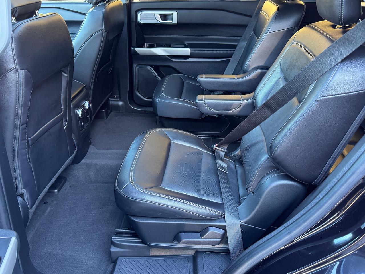 2022 Ford Explorer LIMITED 7 Passenger+CLEAN CARFAX Photo