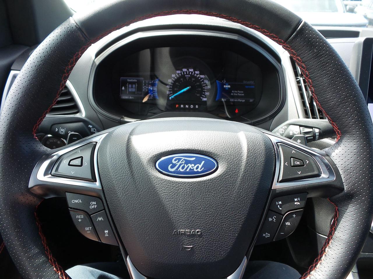 2024 Ford Edge ST-LINE, AWD, MOON, TECH, LOCAL TRADE! Photo