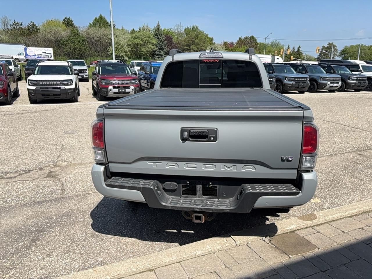 2019 Toyota Tacoma TRD, SPORT, CREW, LEATHER, ROOF, 18'S, LOCAL TRADE Photo4