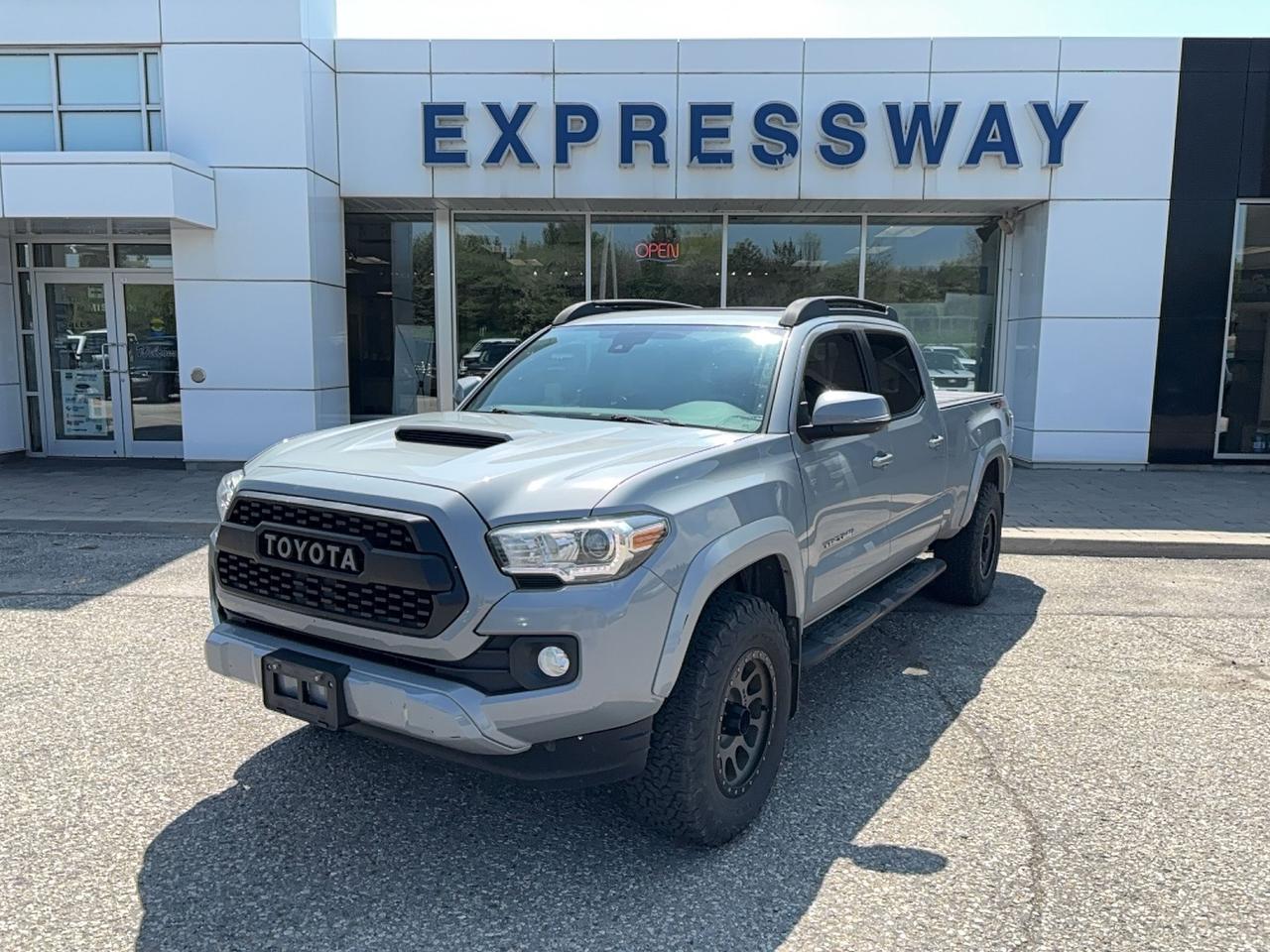 Used 2019 Toyota Tacoma TRD, SPORT, CREW, LEATHER, ROOF, 18'S, LOCAL TRADE for sale in New Hamburg, ON