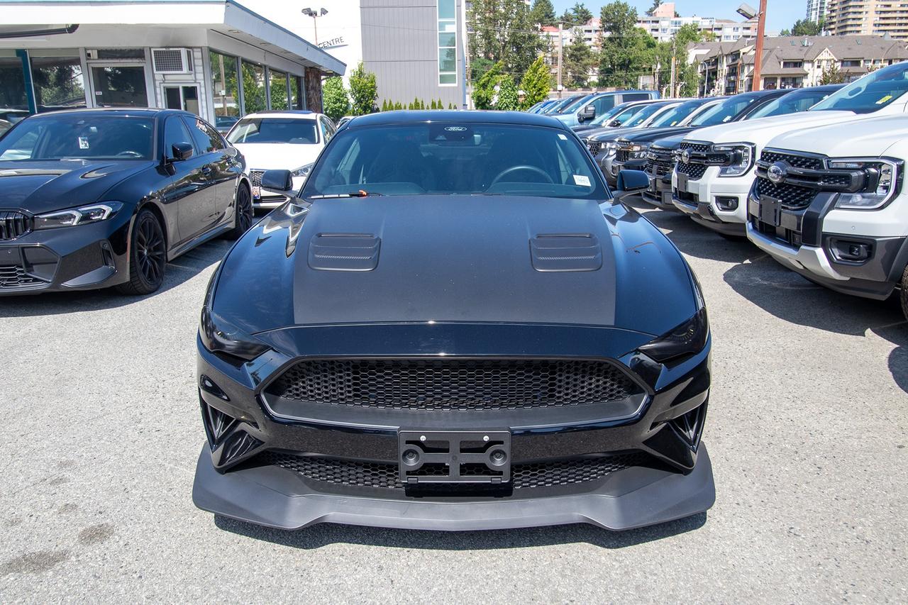2022 Ford Mustang GT Premium Photo2