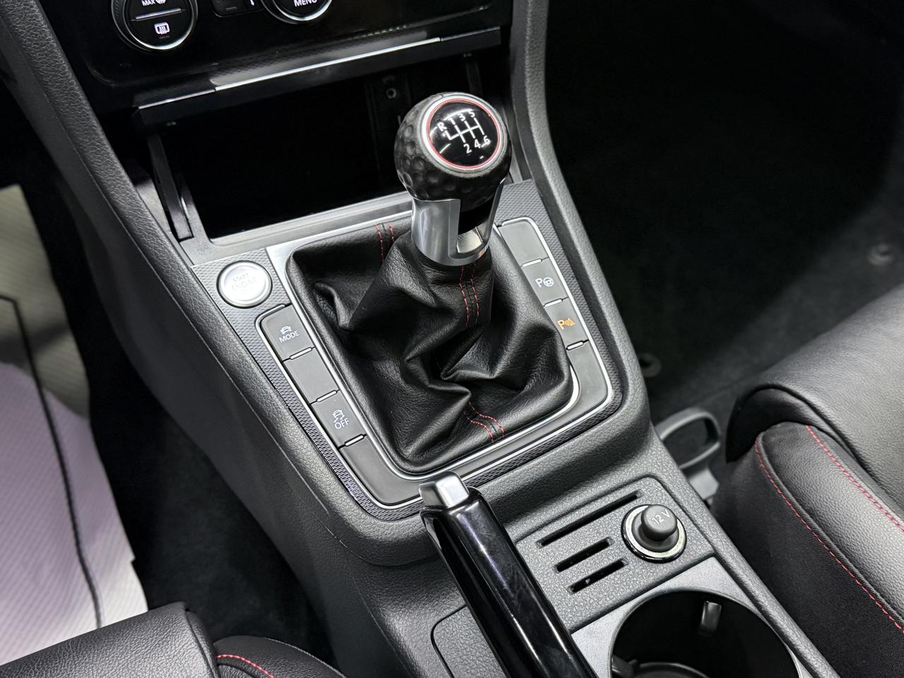 2017 Volkswagen GTI 6SPD|AUTOBAHN|NAV|BACKUP|ACC|LKA|PANO| Photo