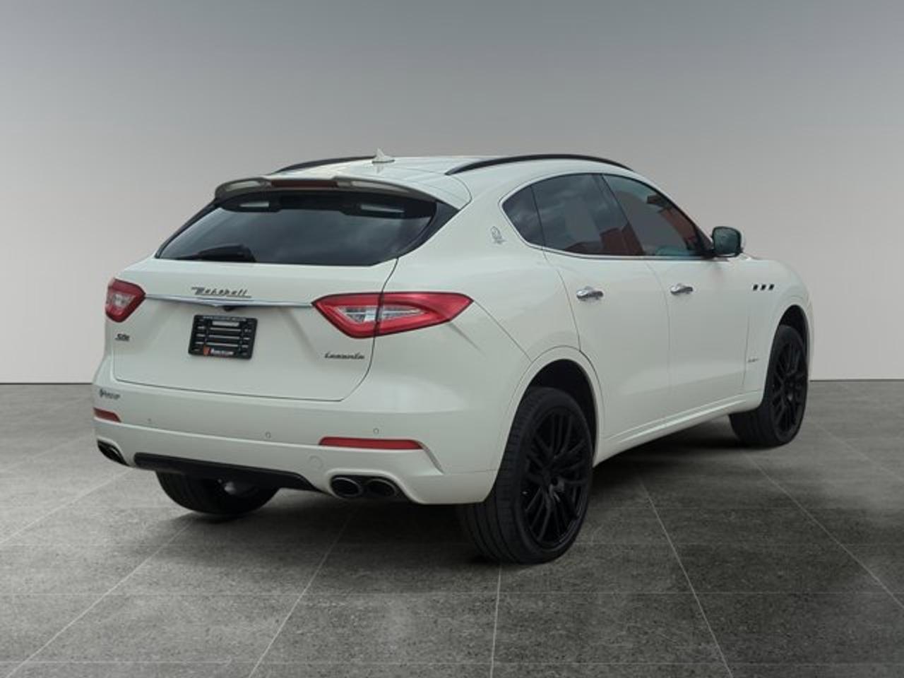 2018 Maserati Levante S GRANSPORT Photo