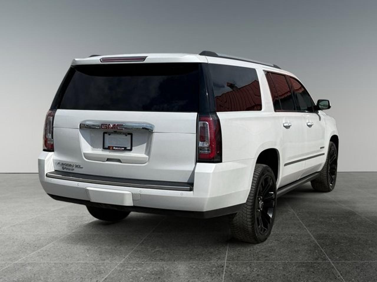 2020 GMC Yukon XL Denali Photo