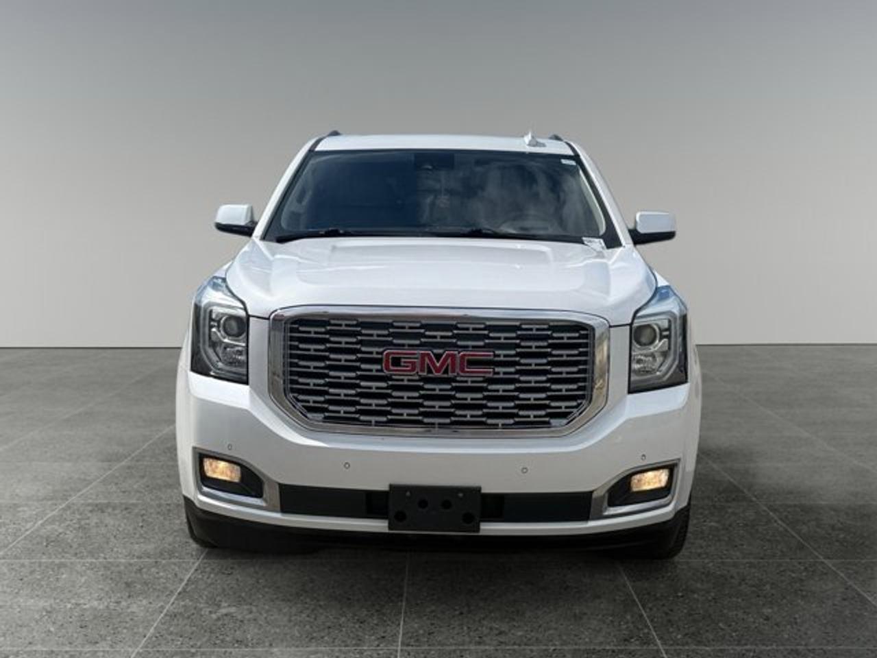 2020 GMC Yukon XL Denali - Photo #8
