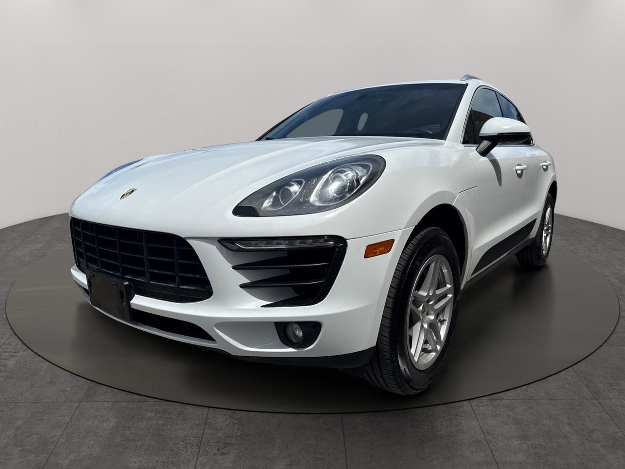 2015 Porsche Macan AWD 4dr S Photo3