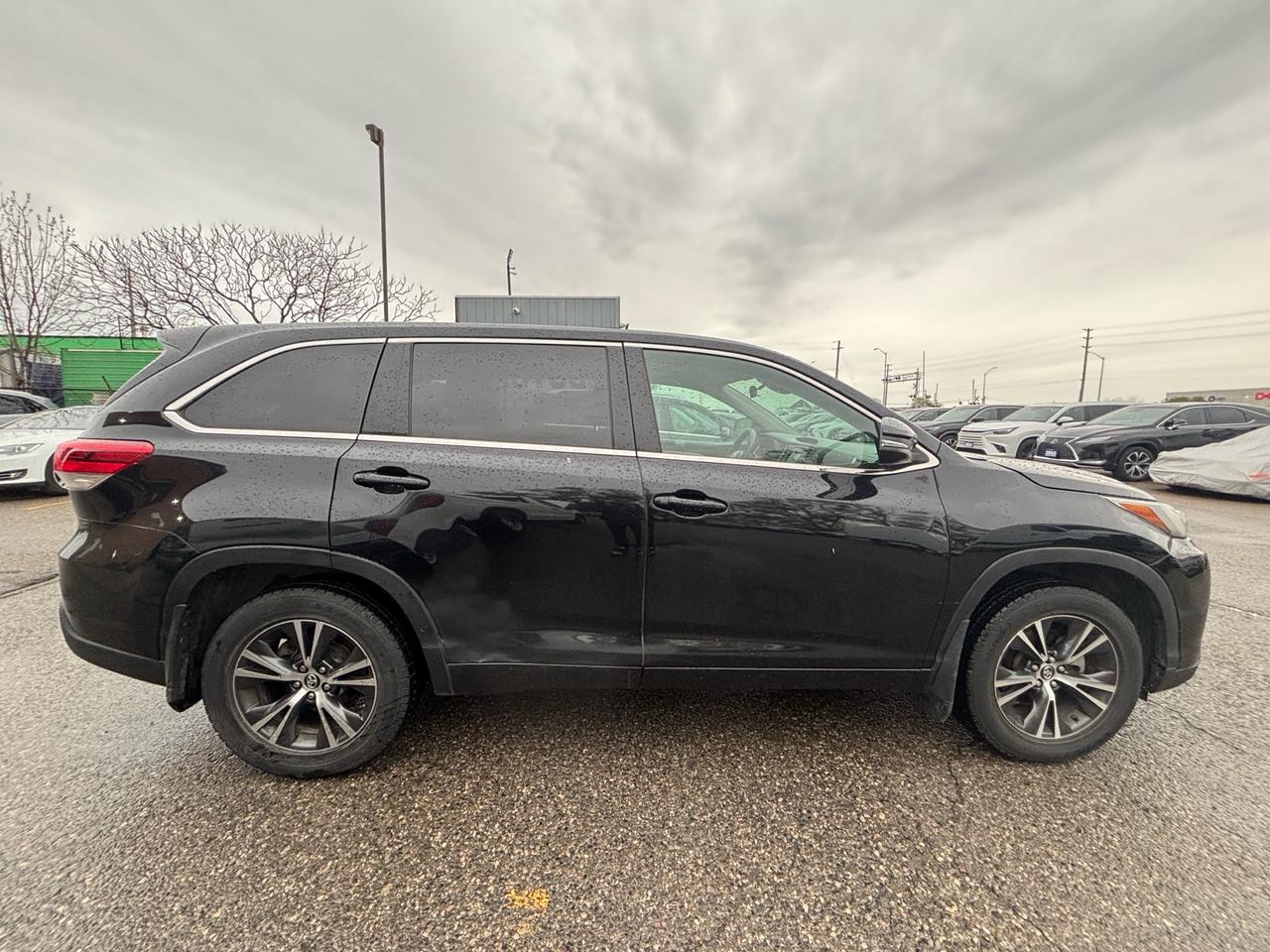 2018 Toyota Highlander Awd Le Photo