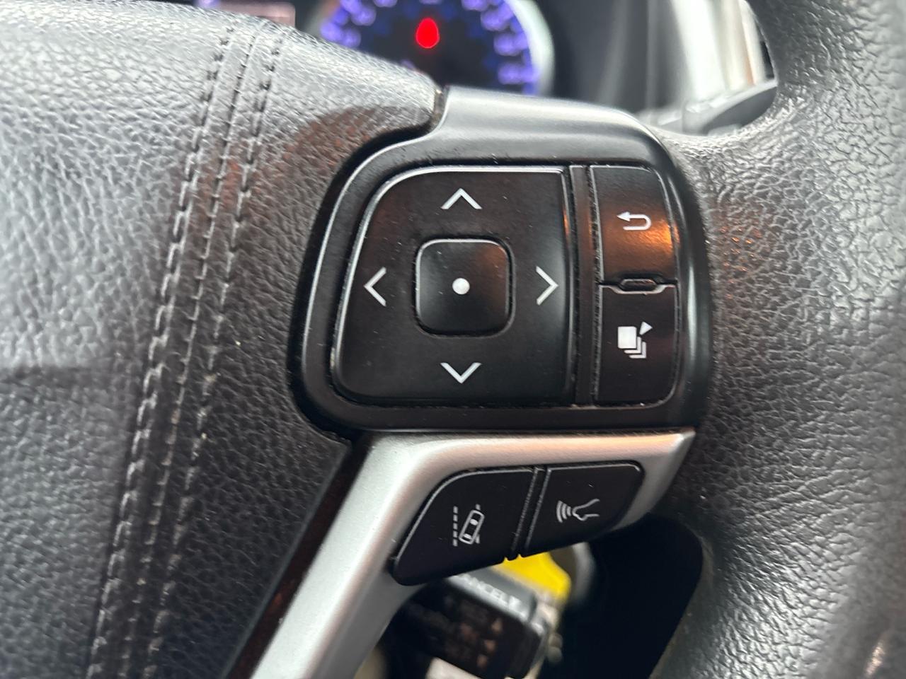 2018 Toyota Highlander Awd Le Photo