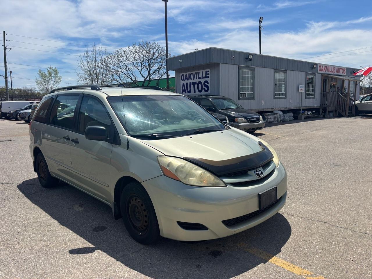 2006 Toyota Sienna 5dr CE 7-Passenger Photo