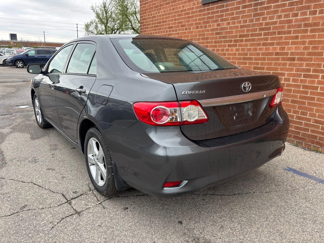 2013 Toyota Corolla 4DR SDN AUTO CE Photo