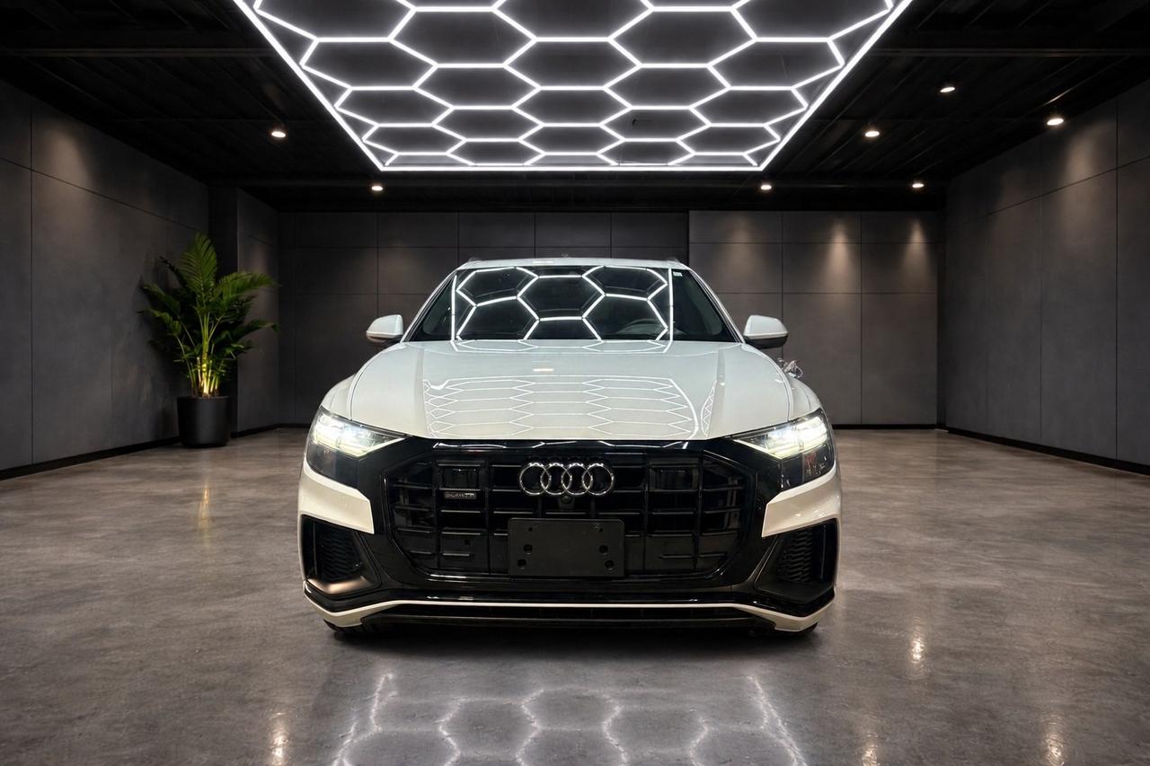 2020 Audi Q8 Progressive SLine quattro Photo
