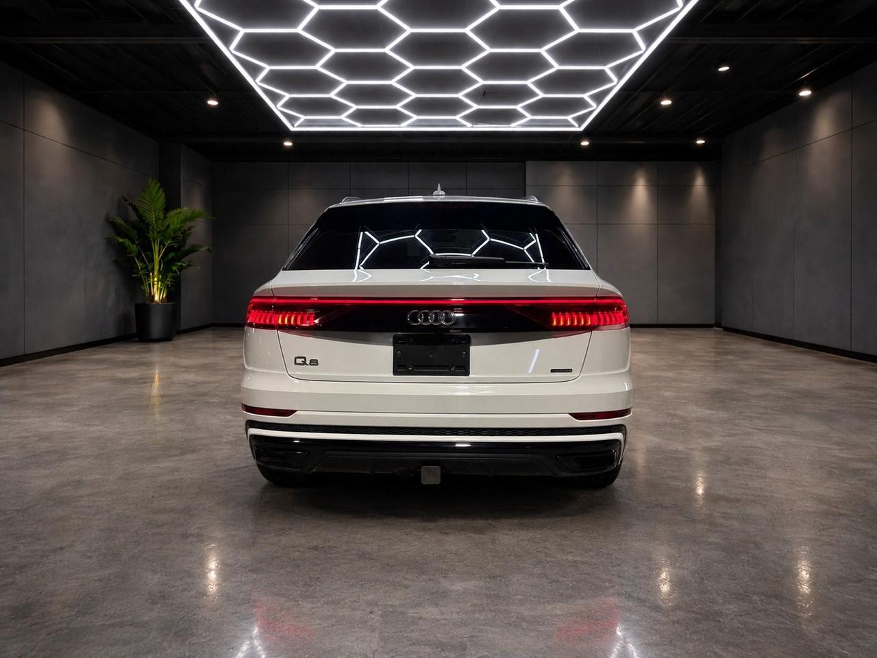 2020 Audi Q8 Progressive SLine quattro Photo