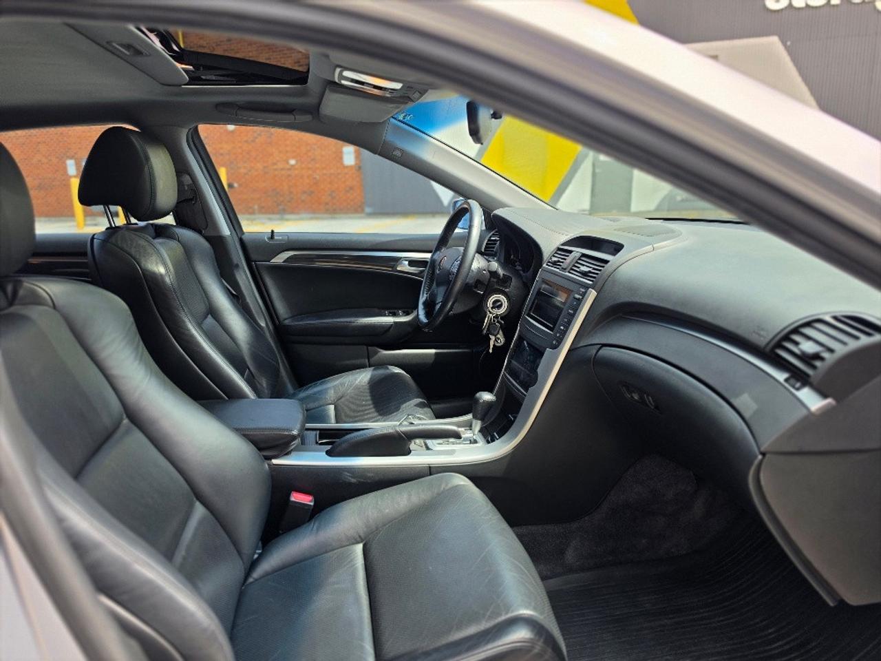 2004 Acura TL AUTO 3.2L **ONLY 47,000KM-ROOF-LEATHER-CAMERA-MINT** Photo