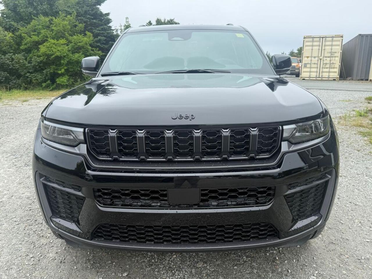 2026 Jeep Grand Cherokee L ALTITUDE Photo5