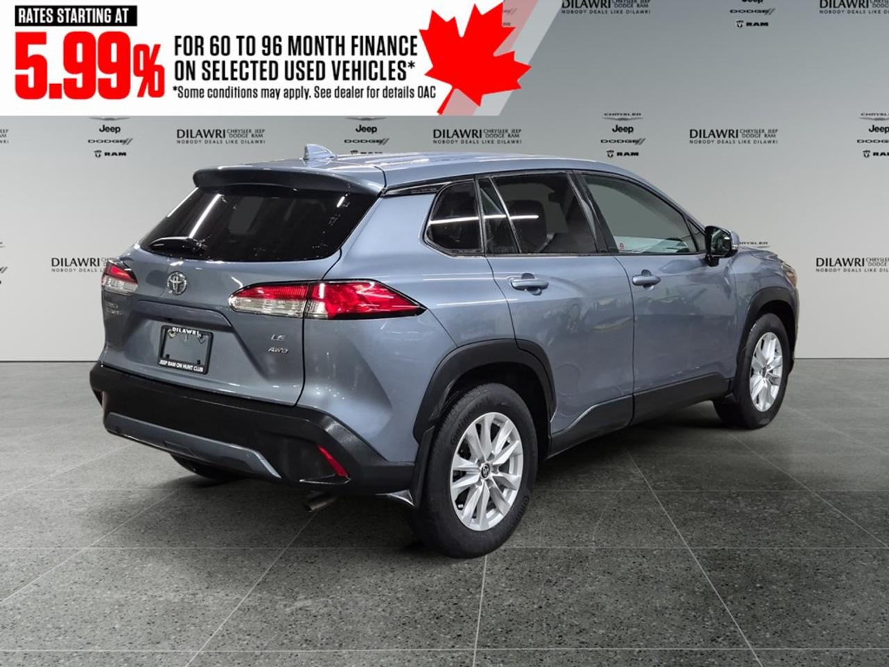 2023 Toyota Corolla Cross LE AWD Photo