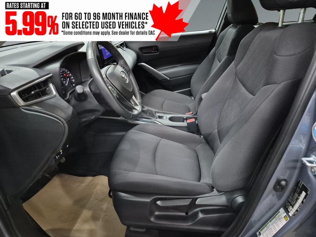 2023 Toyota Corolla Cross LE AWD Photo