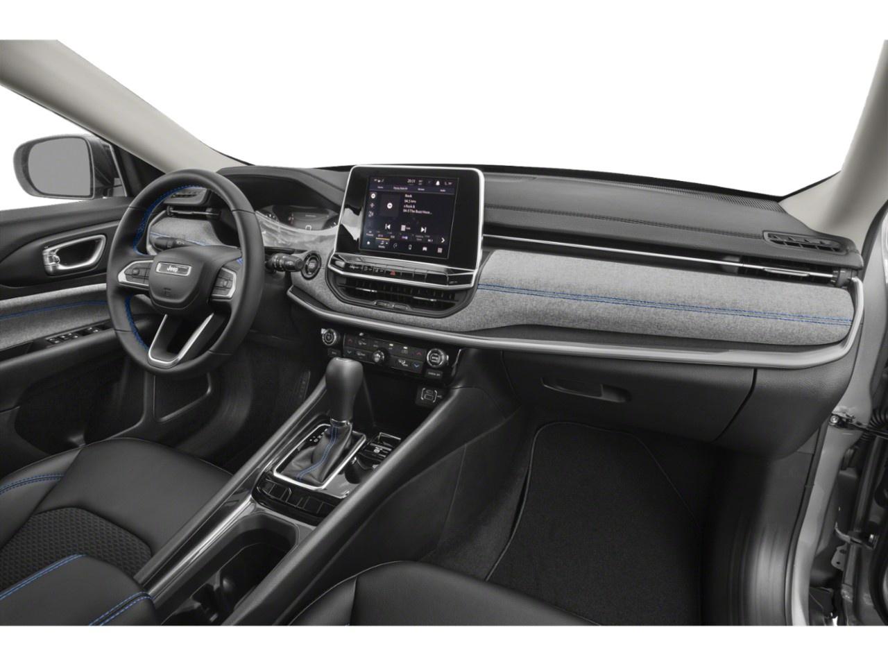 2022 Jeep Compass Limited 4X4 Photo