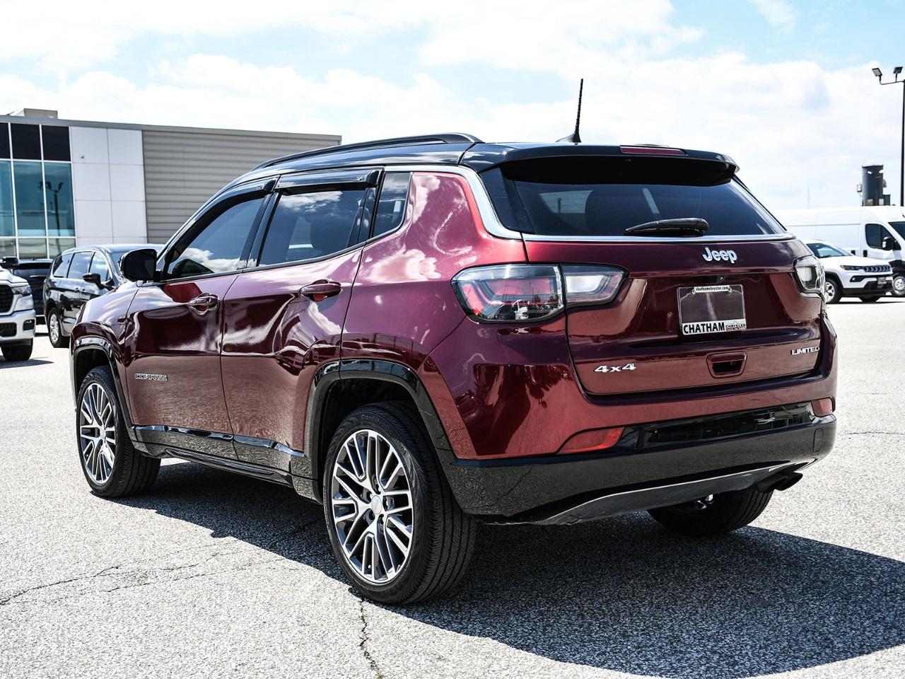 2022 Jeep Compass Limited 4X4 Photo