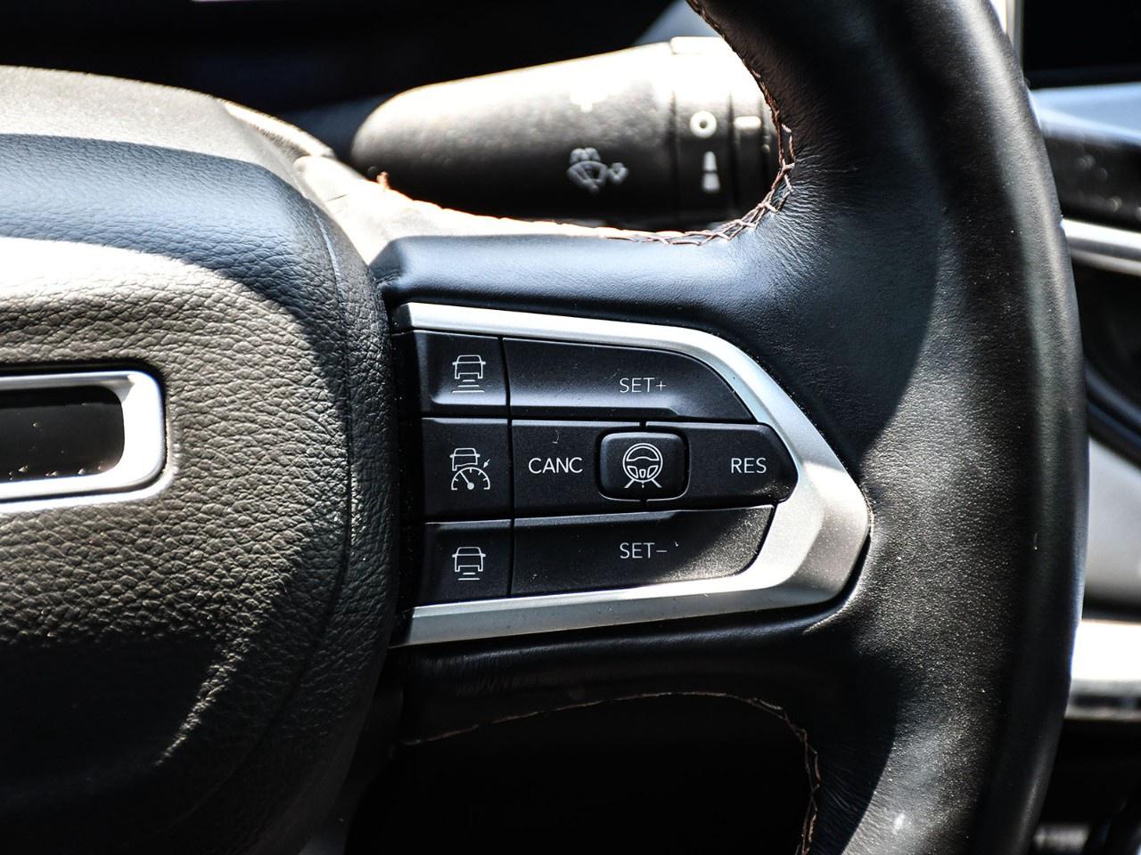2022 Jeep Compass Limited 4X4 Photo