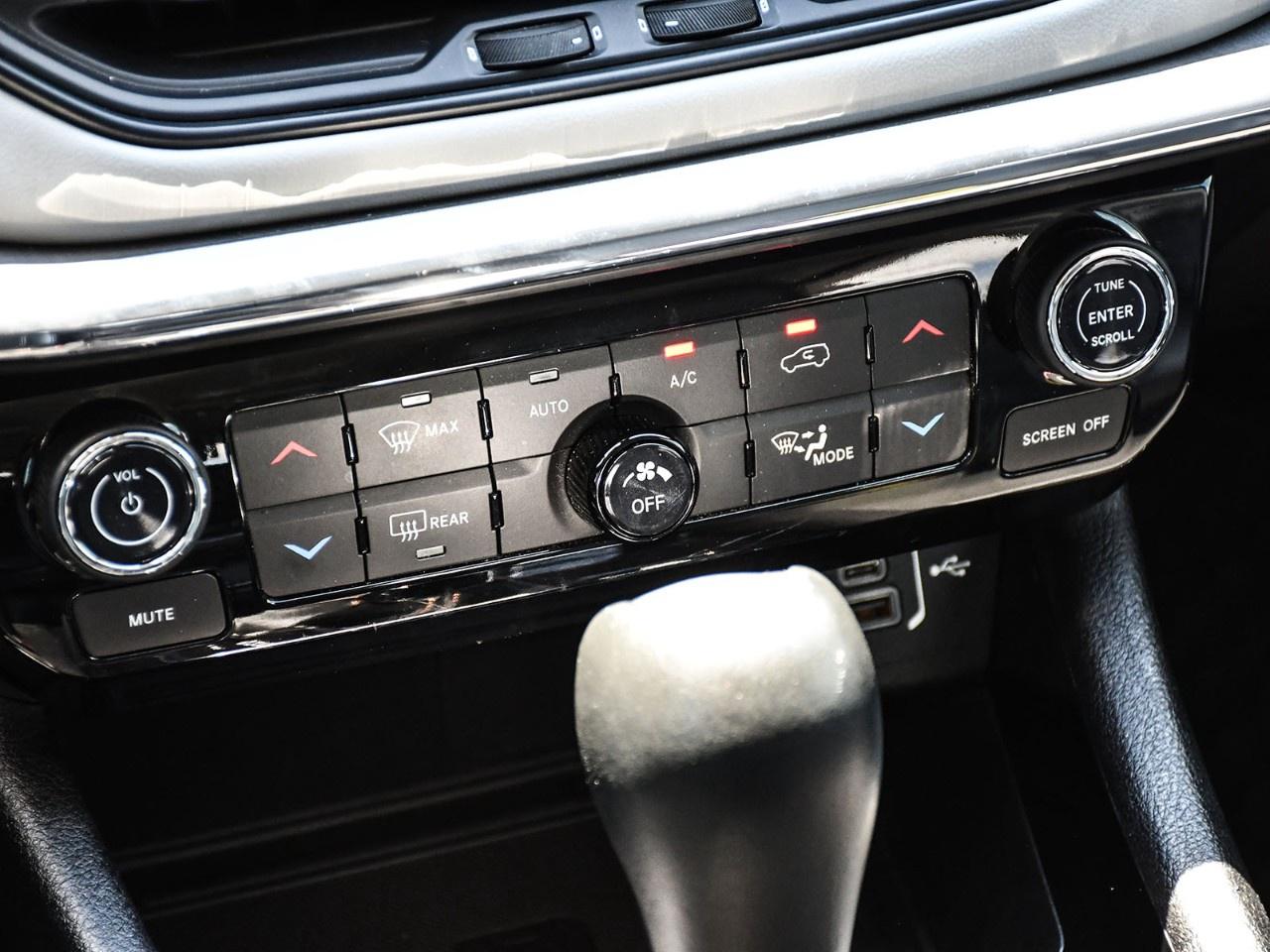 2022 Jeep Compass Limited 4X4 Photo
