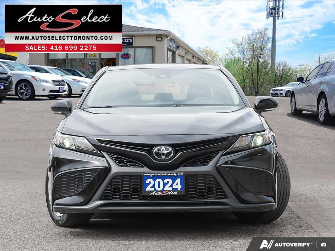 2024 Toyota Camry SE Apple Carplay - Backup Camera - Clean Carfax Photo