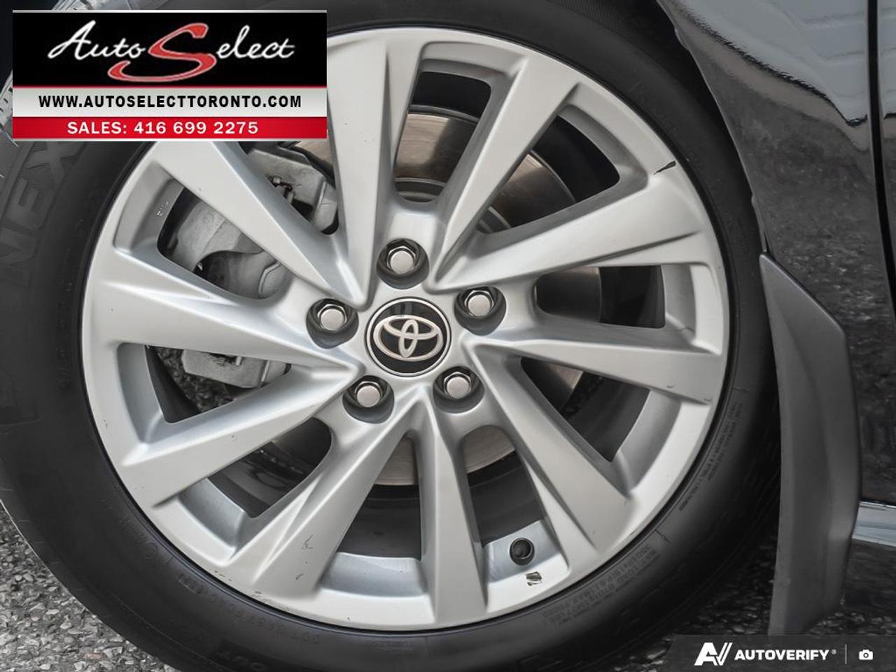 2024 Toyota Camry SE Apple Carplay - Backup Camera - Clean Carfax Photo