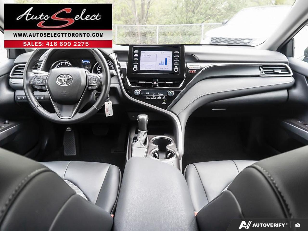 2024 Toyota Camry SE Apple Carplay - Backup Camera - Clean Carfax Photo