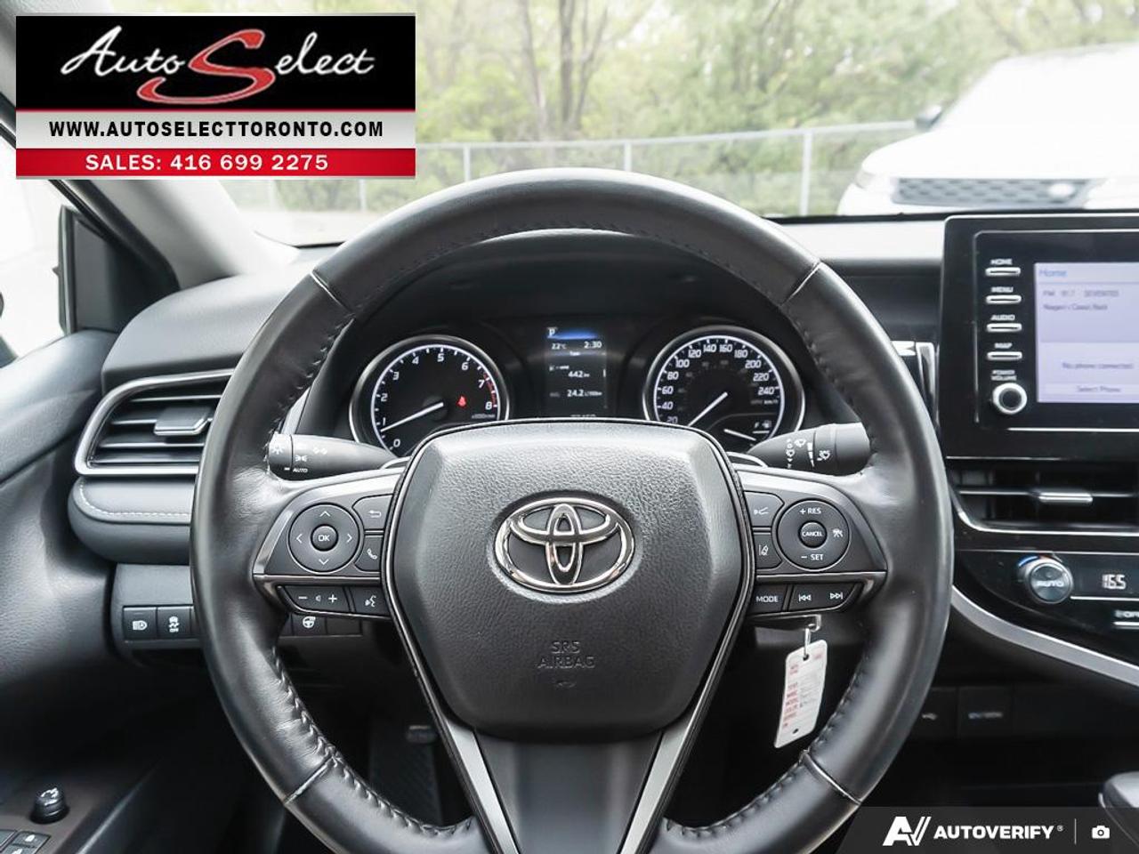 2024 Toyota Camry SE Apple Carplay - Backup Camera - Clean Carfax Photo