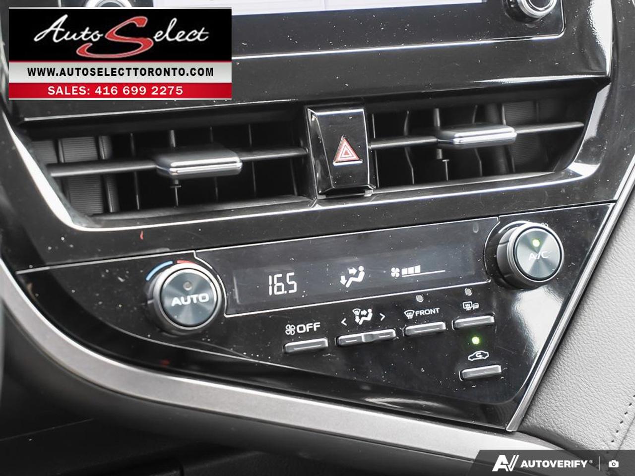 2024 Toyota Camry SE Apple Carplay - Backup Camera - Clean Carfax Photo