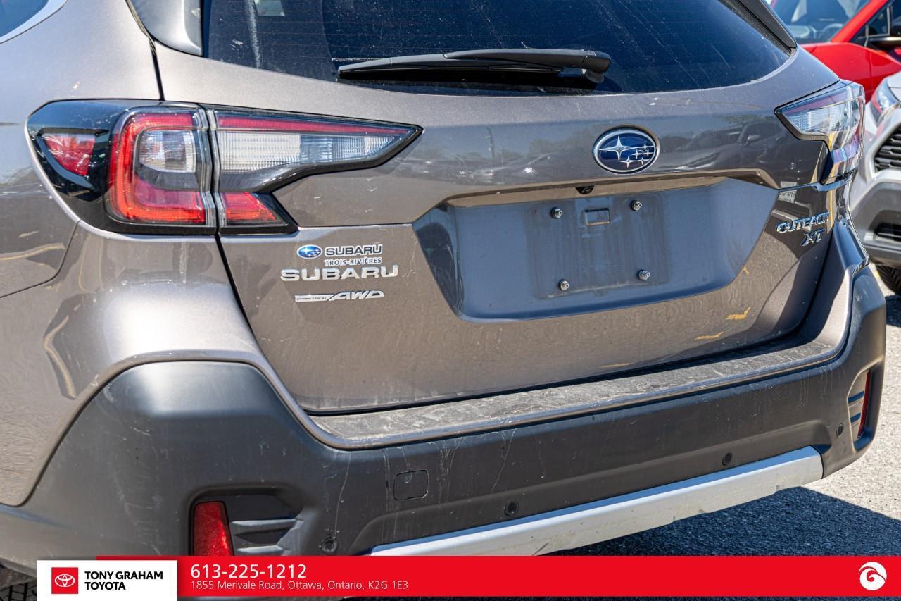 2022 Subaru Outback Limited XT Photo