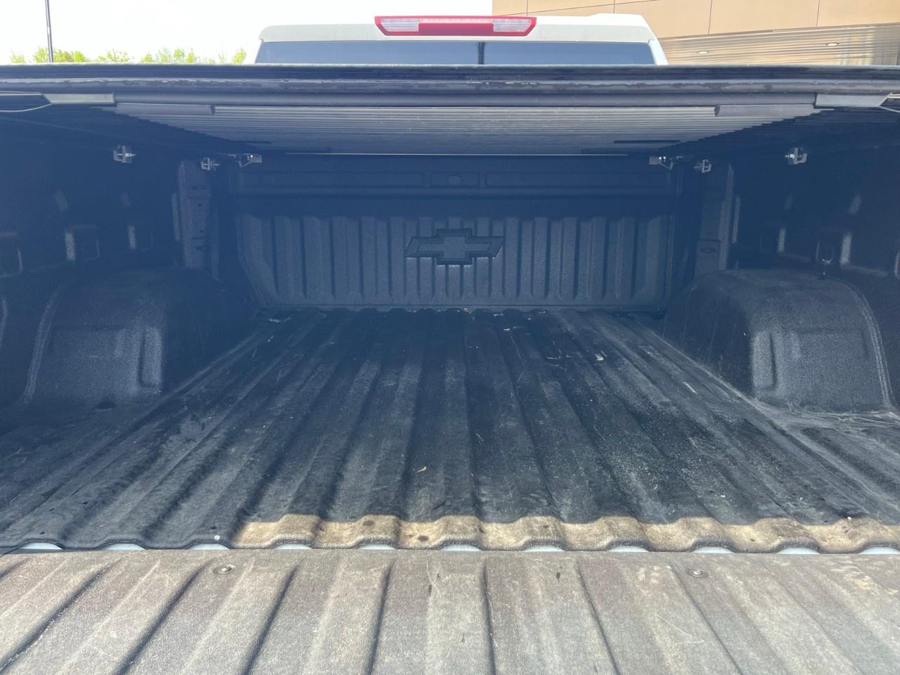 2024 Chevrolet Silverado 1500 Crew Cab Short Box 4-Wheel Drive Custom Trail Boss Photo