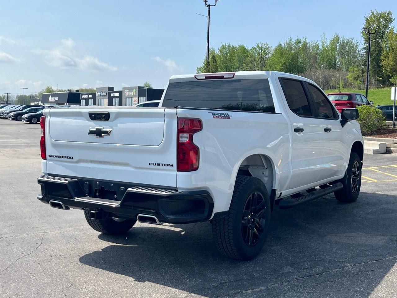 2024 Chevrolet Silverado 1500 Crew Cab Short Box 4-Wheel Drive Custom Trail Boss Photo