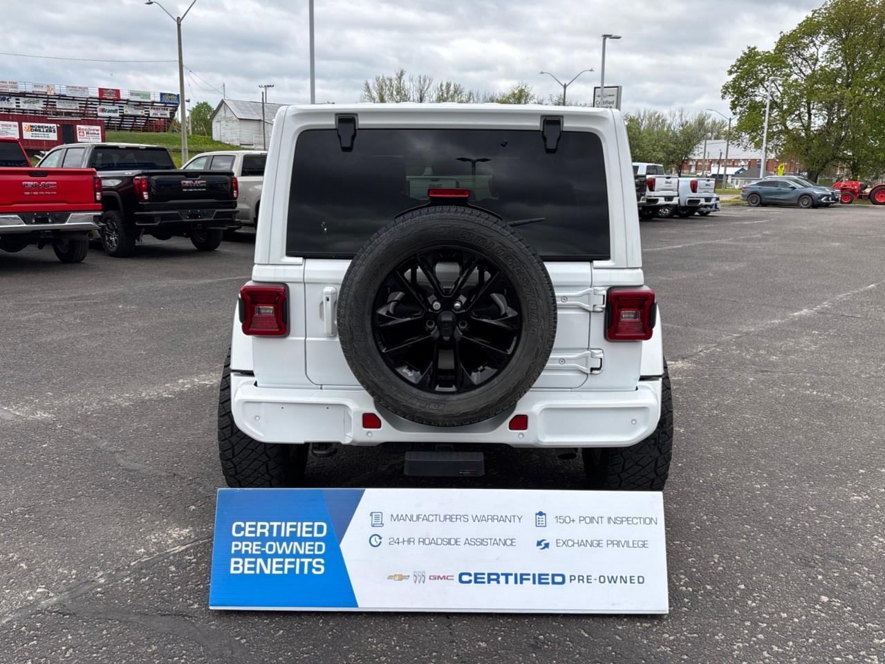 2021 Jeep Wrangler Unlimited Sahara Used 5 Passenger 4X4 Off Road 4 Door Jeep with 3.6L V6, Heated Front Seats, Heated Steering Wheel and Navigation Photo2