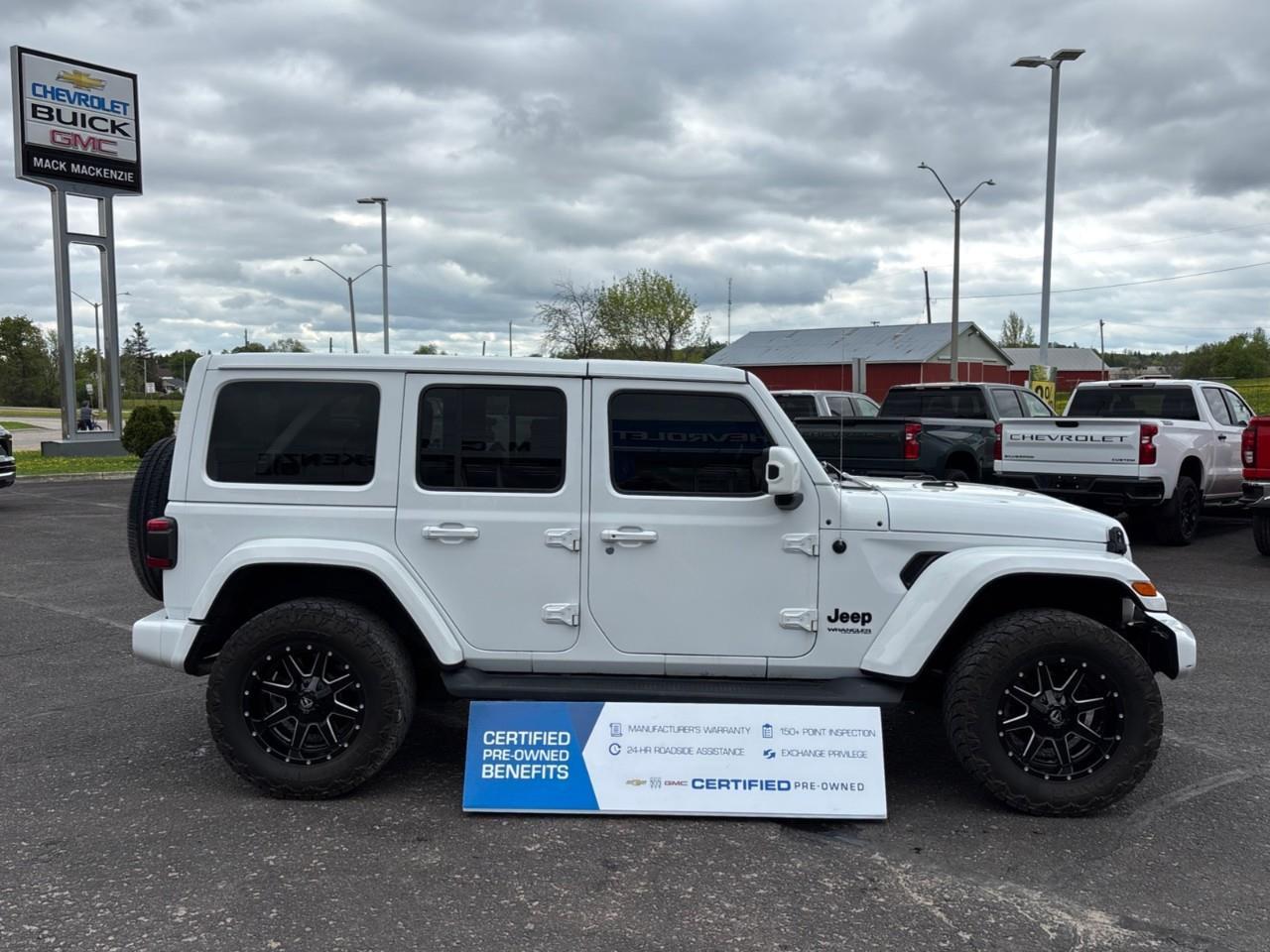 2021 Jeep Wrangler Unlimited Sahara Used 5 Passenger 4X4 Off Road 4 Door Jeep with 3.6L V6, Heated Front Seats, Heated Steering Wheel and Navigation Photo