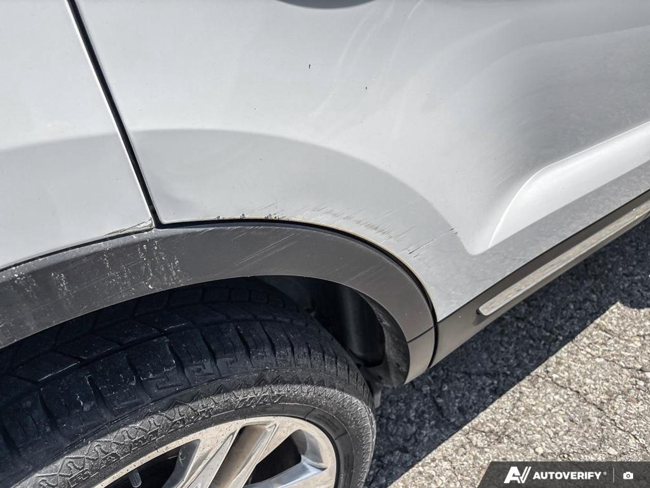 2016 Ford Explorer XLT 202A|BLACK LEATHER HEATED BKT STS|V6|WHLS 20|MOON Photo