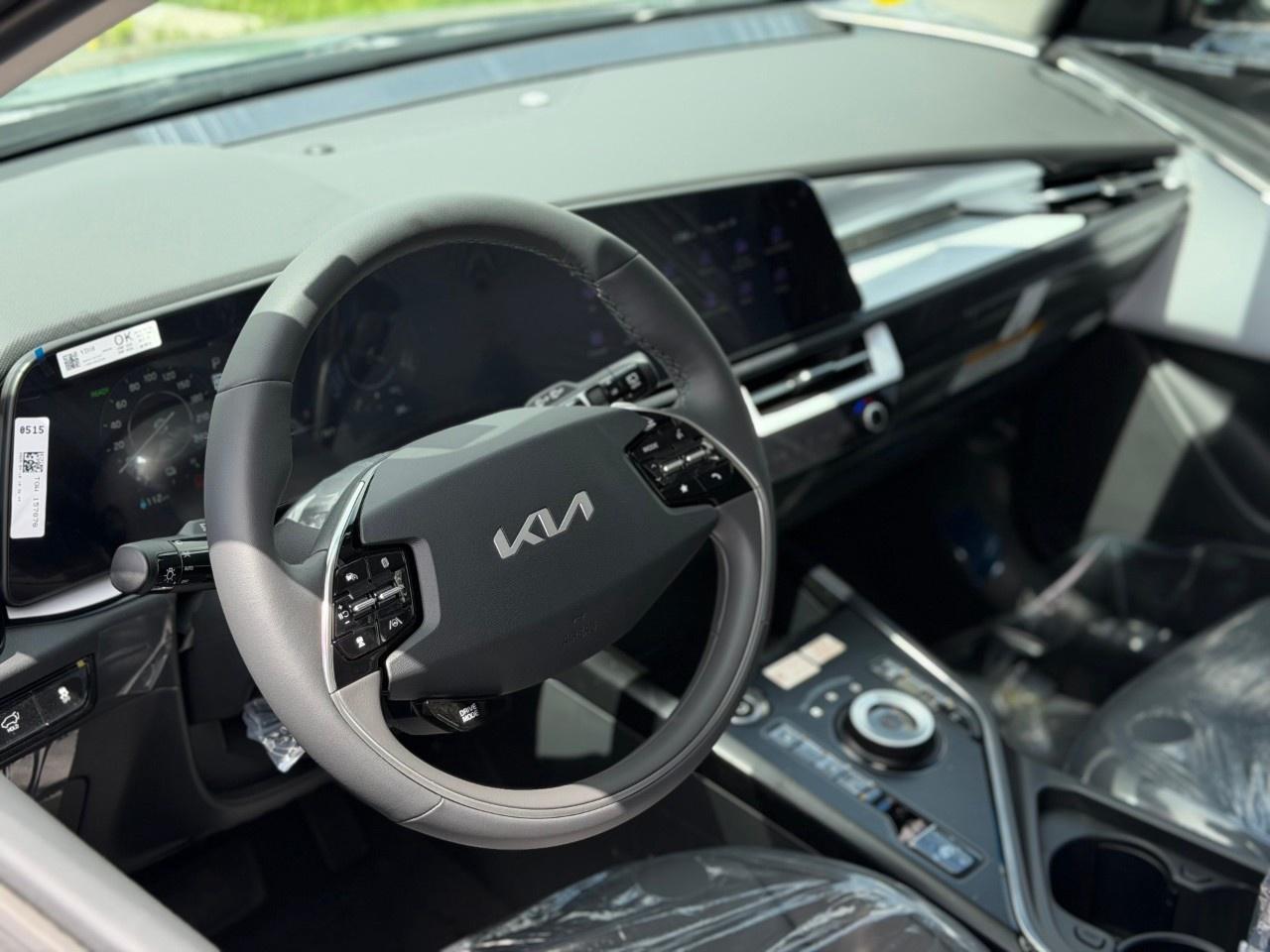 2026 Kia NIRO EV Wind  FWD Photo