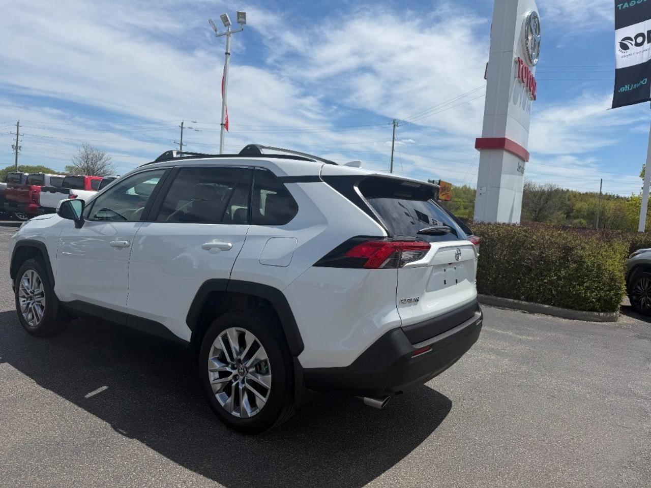 2025 Toyota RAV4 XLE Premium AWD Photo