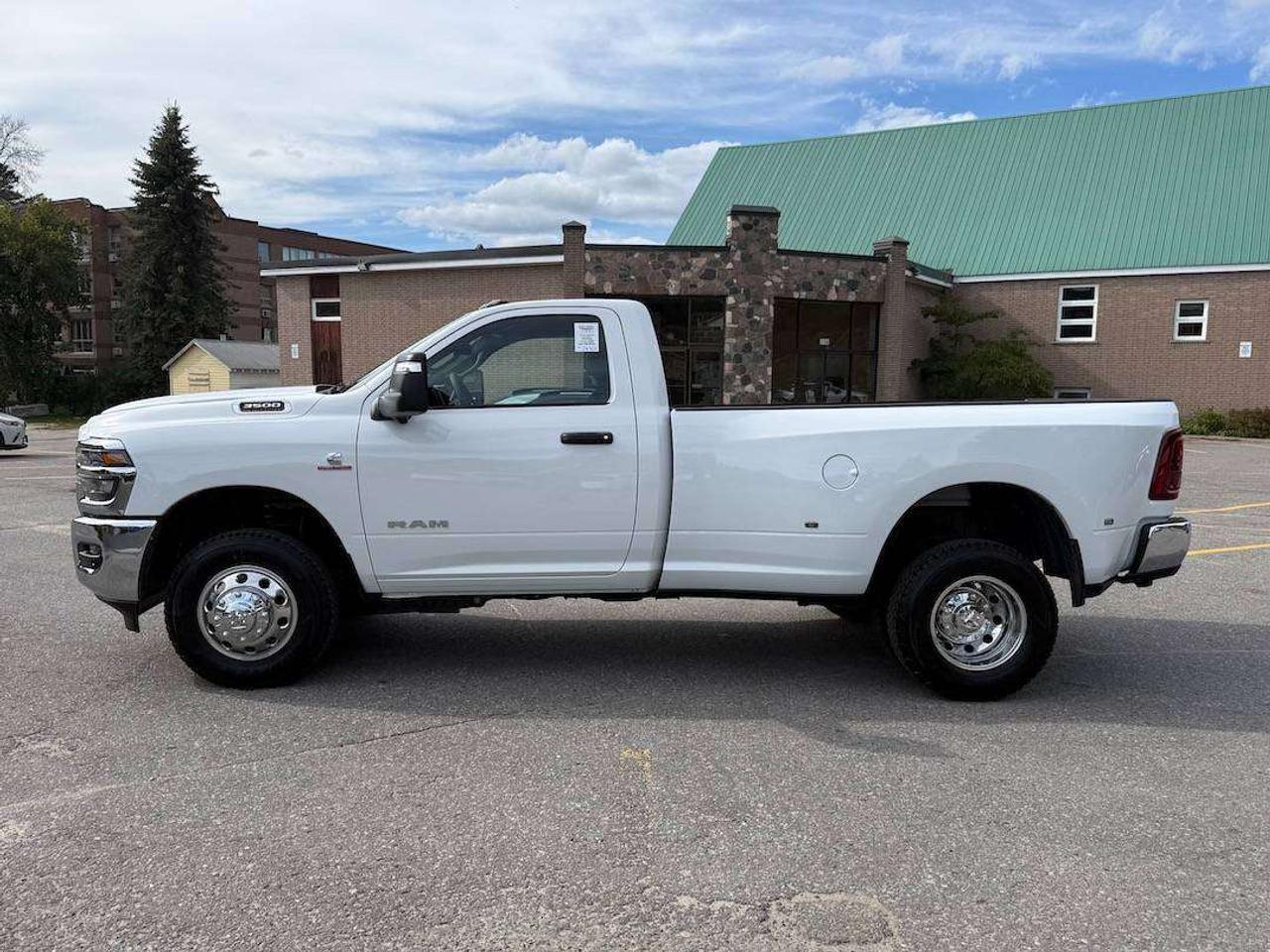 2026 RAM 3500 Big Horn 4x4 Photo